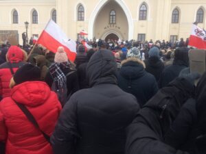 Ratownik: Za ujawnienie zgonu poszczepiennego zostałem zwolniony